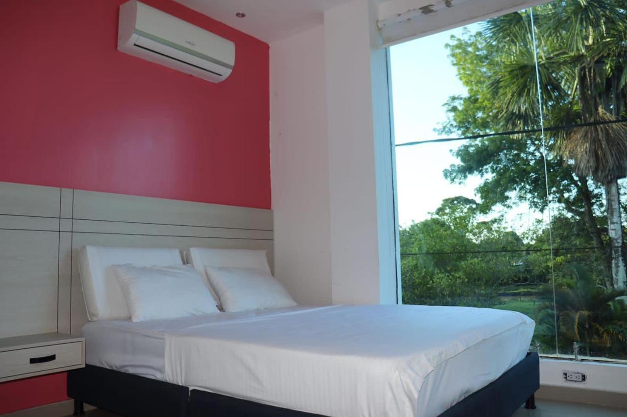 Hotel River Suite Leticia Exterior foto
